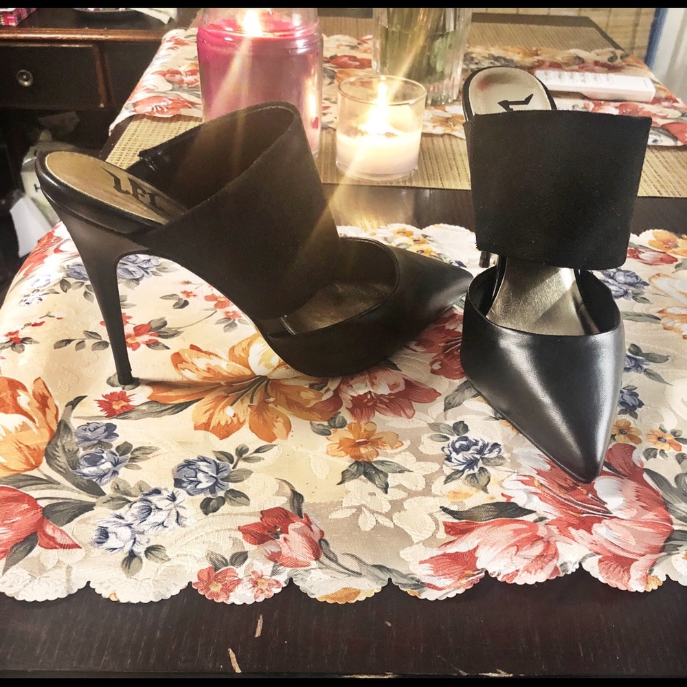 SALE Black stilettos